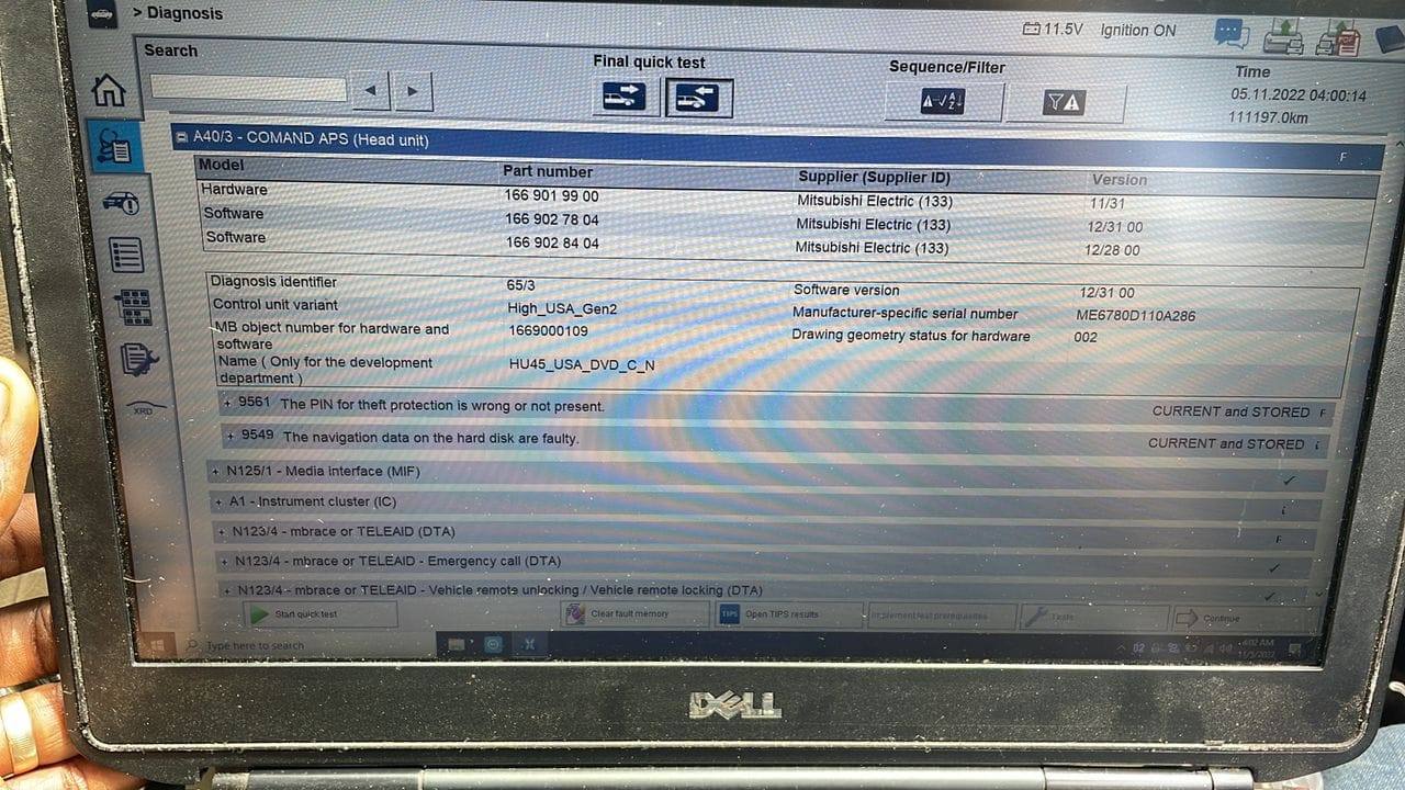 Mercedes-Benz-Xentry-Diagnose mit Headunit-Fehlercode 9561 für eine falsche oder nicht vorhandene Diebstahlschutz-PIN